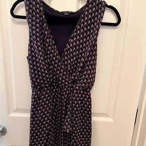 Pretty short dress. Forever 21. Size M. Great condition.